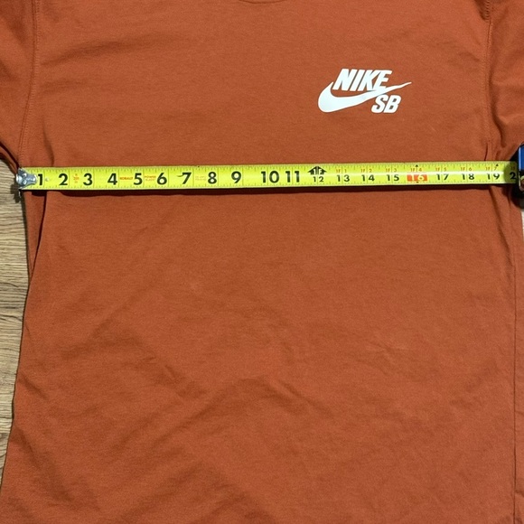 Nike SB Burnt Orange Loose Fit Tee - Picture 2 of 6